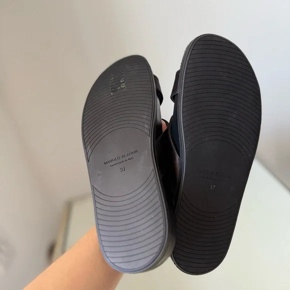 New MANOLO BLAHNIK Chilanghi Crystal Buckle Slide Sandals $1,095 37 - Picture 12 of 13